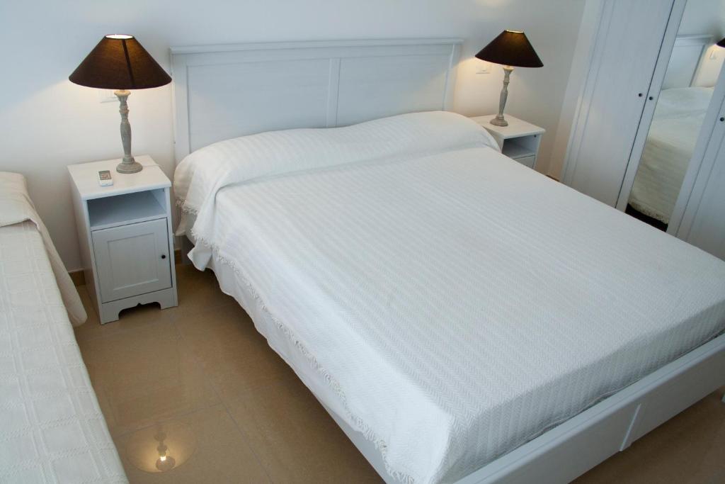 B&B Artemide Λέτσε Δωμάτιο φωτογραφία